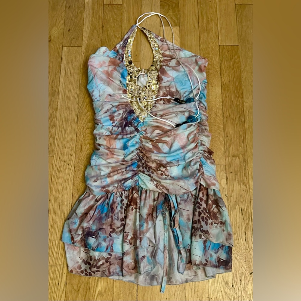 Outcast- Mutia Dress - Picture 3 of 8